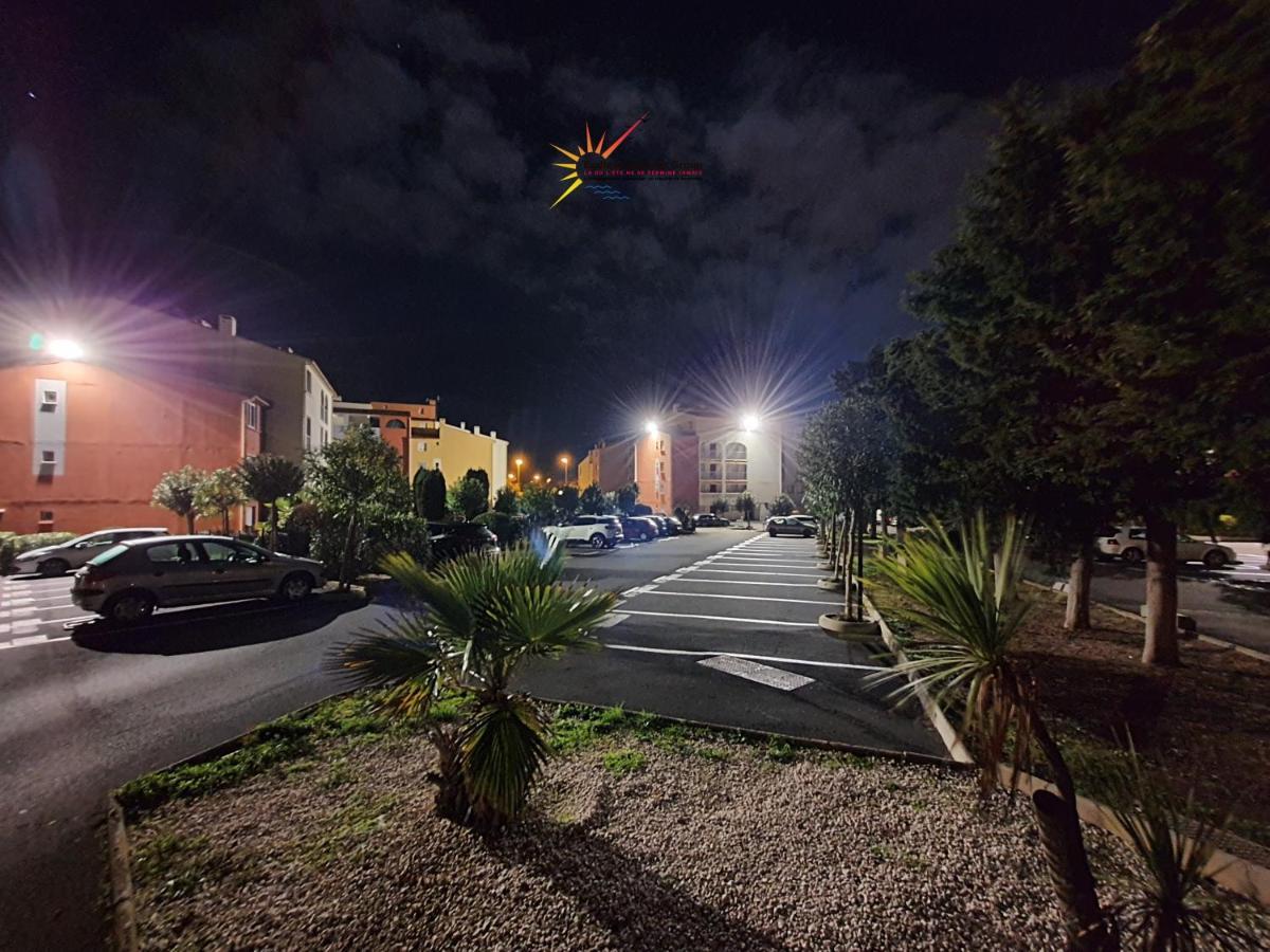 Studio 16 Le Cap D'Agde Avec Parking Prive Proche Du Centre Exterior photo